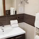 D'elsa 3* Жюан-ле-Пен
