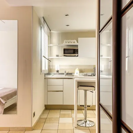 D'elsa 3* Жюан-ле-Пен