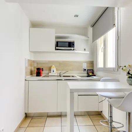 D'elsa Жюан-ле-Пен