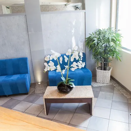 D'elsa Жюан-ле-Пен