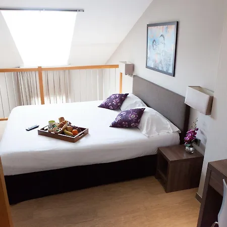 D'elsa Hotell 3*