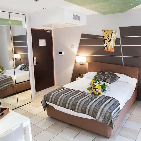 D'elsa Hotell 3*
