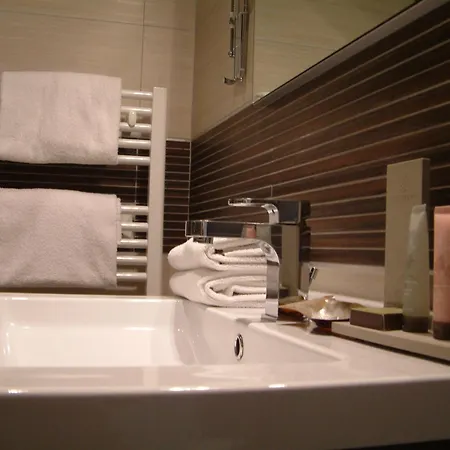 Hotell D'elsa Juan-les-Pins
