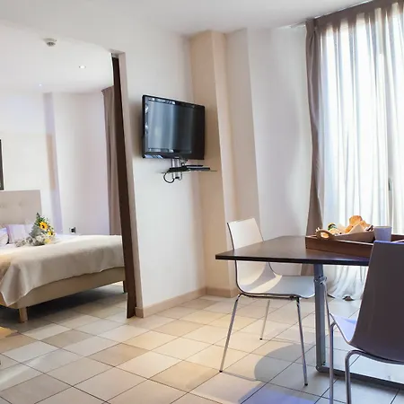 D'elsa Hotell Juan-les-Pins