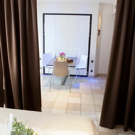 Hotel D'elsa 3*