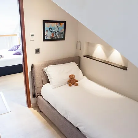 D'elsa Жюан-ле-Пен